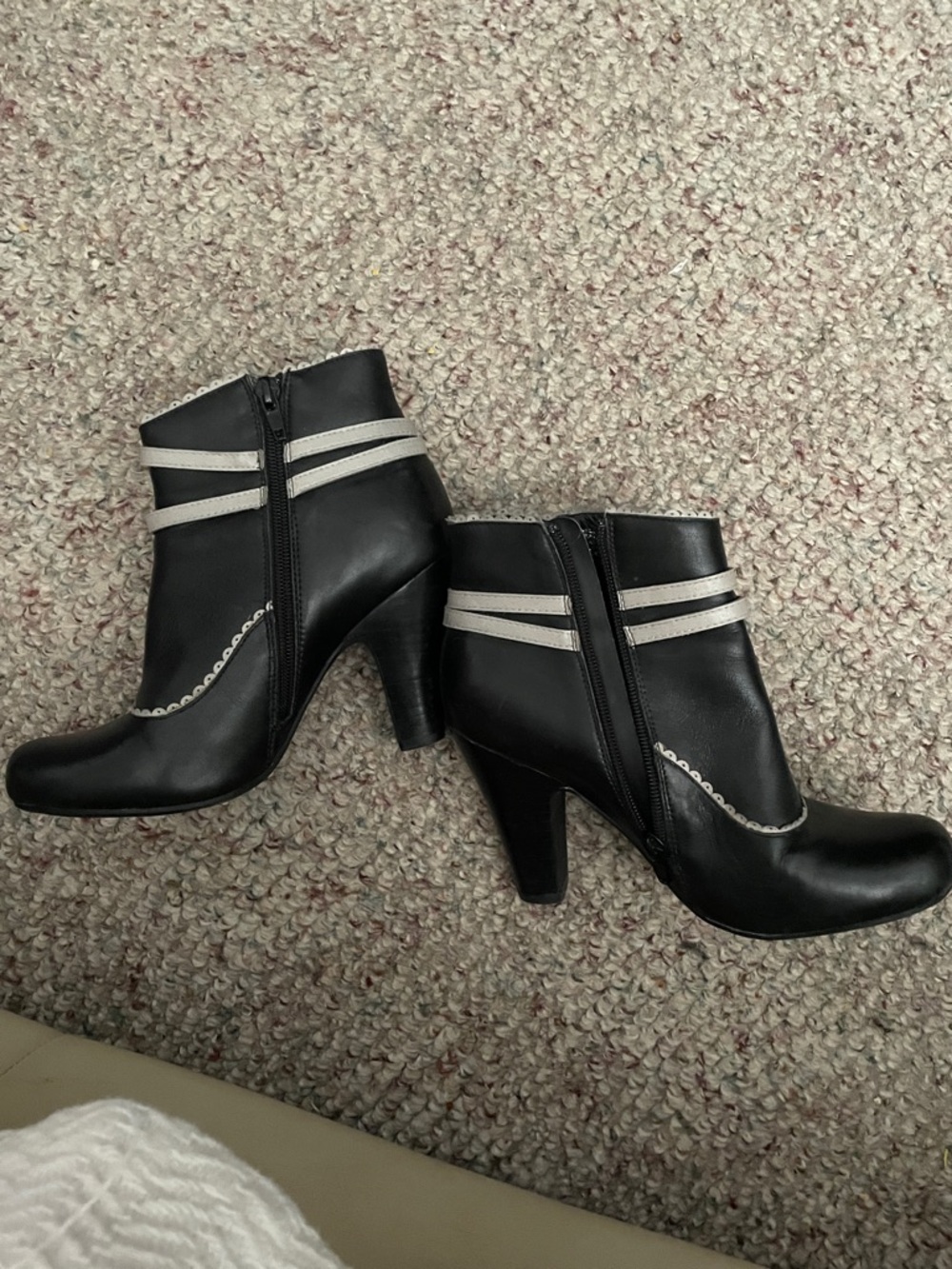 Miz mooz Black and grey nelly Ankle Boots - Classic Two-Tone Heels - Picture 5 of 7